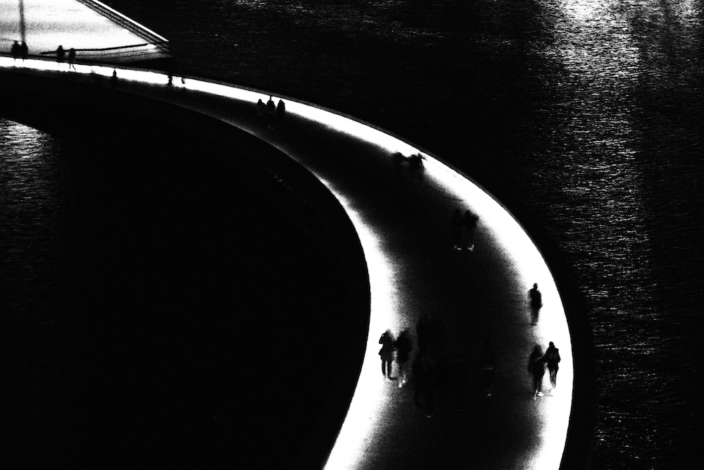 Darkness city life bilbao  