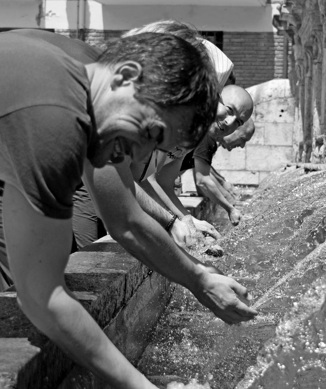 Fountain water street photography  